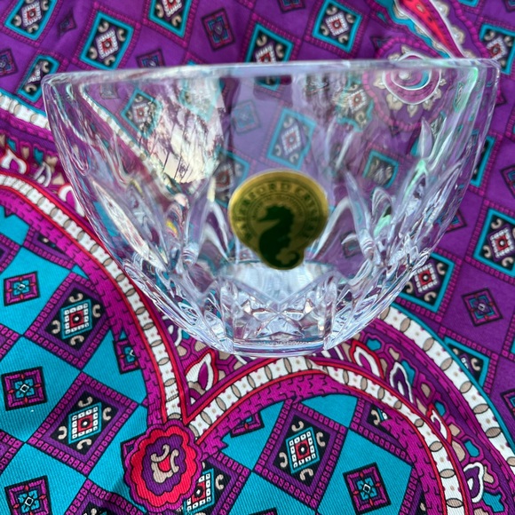 Waterford Crystal 4" bowl with Flower etched pattern - Picture 6 of 6